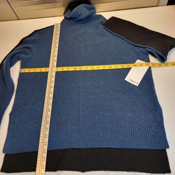 Athleta Transit Colorblock Turtleneck Sweater Merino Wool Black Blue NWT - Picture 10 of 11